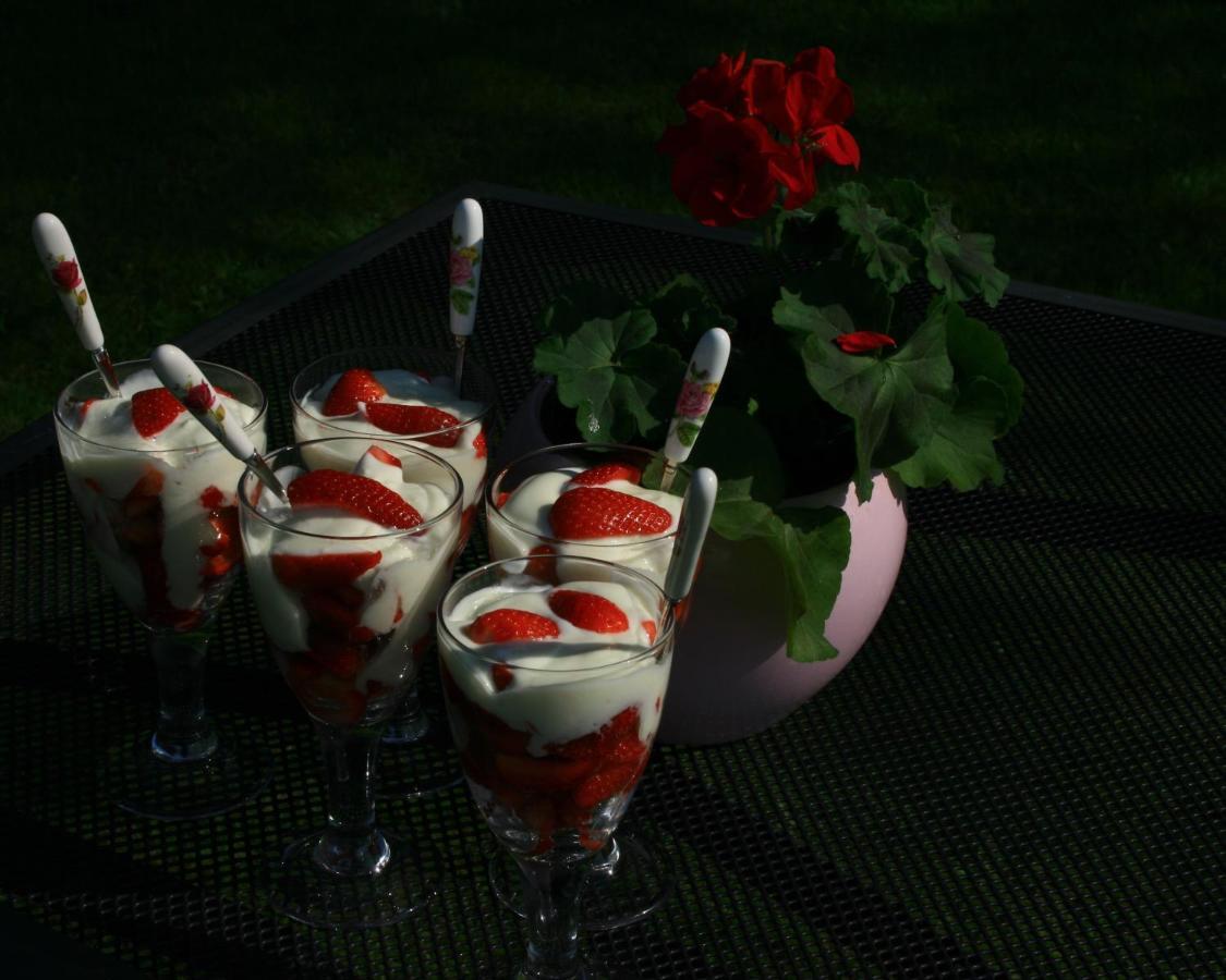 Zielone Okiennice Milki Bagian luar foto